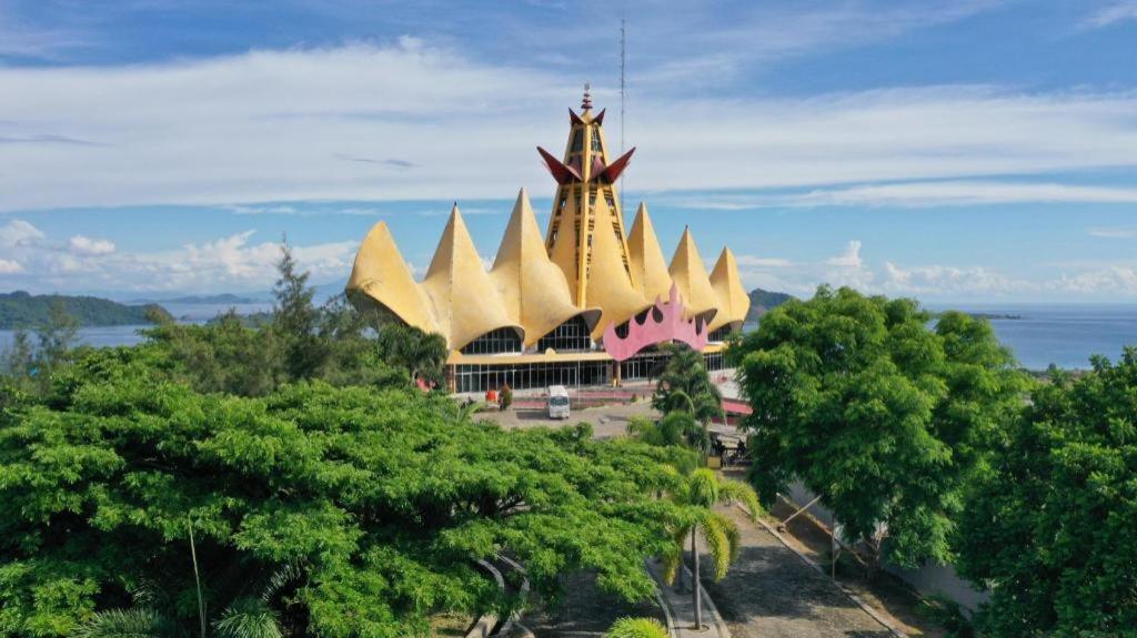 Hotel Grande Lampung Bandar Lampung Exteriör bild